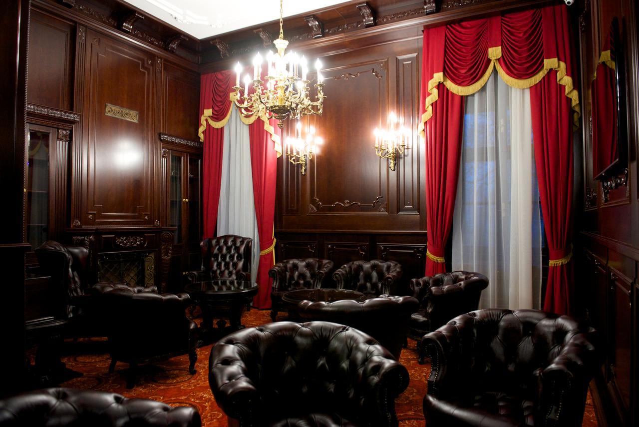 Forgach Kastely Hotel Mándok Buitenkant foto